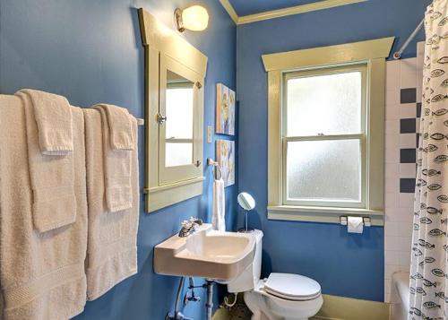 在meiguo.com看到的Phinneywood Bungalow - Two Bedroom Home的介绍图片