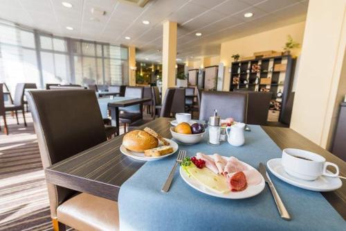 Comida y bebida, PLAZA Hotel Bruchsal in Bruchsal Comida y bebida, PLAZA Hotel Bruchsal in Bruchsal