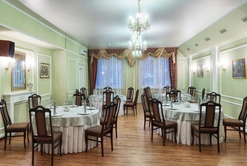 Yarhotel Centre in Yaroslavl Yarhotel Centre in Yaroslavl