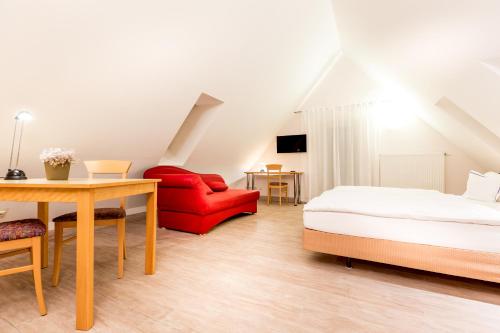 This photo about Hotel am Rokokogarten shared on HyHotel.com