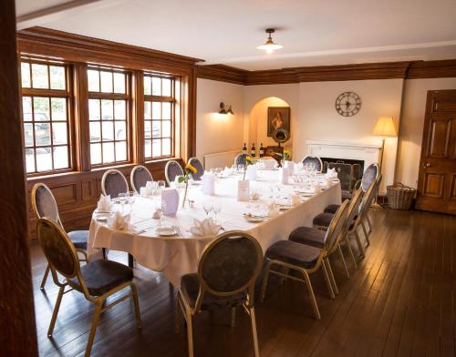 Restaurante, Manor Parc Hotel near Castelo Coch Restaurante, Manor Parc Hotel near Castelo Coch