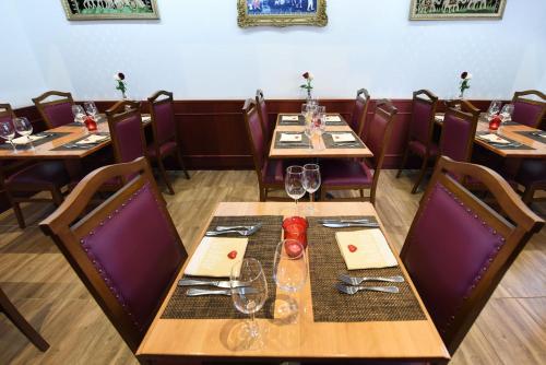 Restaurant, Hotel Dufour in Biel Restaurant, Hotel Dufour in Biel