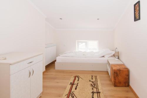 This photo about Apartments Four Seasons Velingrad shared on HyHotel.com