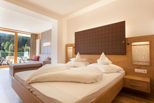 This photo about Hotel Kronblick shared on HyHotel.com