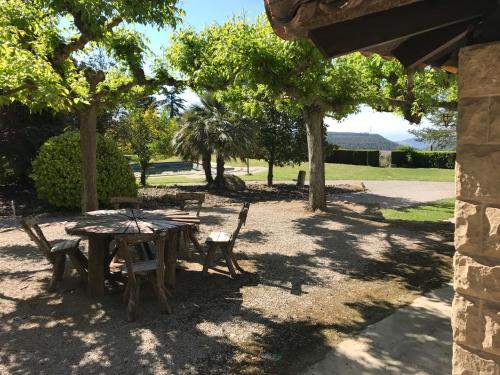 Jardí, El Raco de l'Antiga in San Martín De Centellas Jardí, El Raco de l'Antiga in San Martín De Centellas
