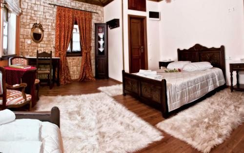 Stavraetos in Sirako Stavraetos in Sirako