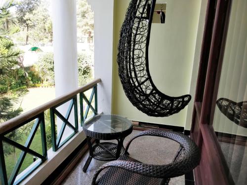 Kilátás, Hotel Mount Regency in Abu-hegy Kilátás, Hotel Mount Regency in Abu-hegy