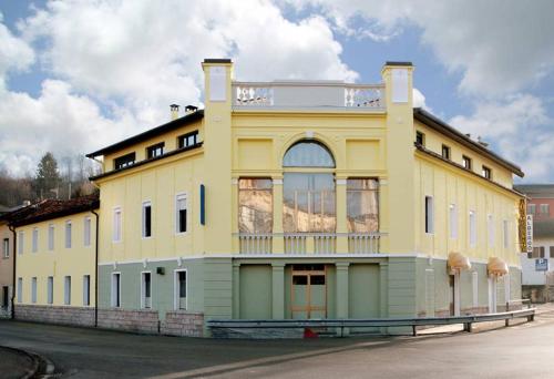 This photo about Al Ponte della Vittoria shared on HyHotel.com