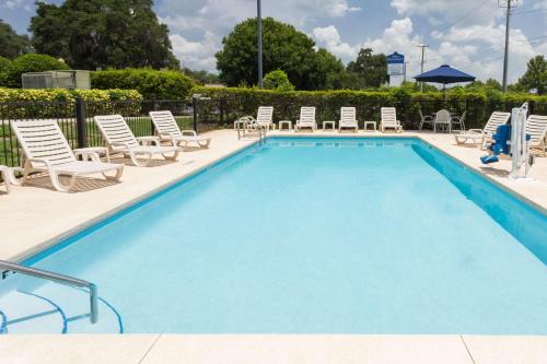 Létesítmények, Baymont by Wyndham Lakeland in Lakeland (FL) Létesítmények, Baymont by Wyndham Lakeland in Lakeland (FL)
