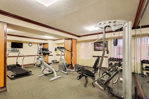 Fitness center, Baymont by Wyndham Kalamazoo East in Kalamazoo (MI) Fitness center, Baymont by Wyndham Kalamazoo East in Kalamazoo (MI)
