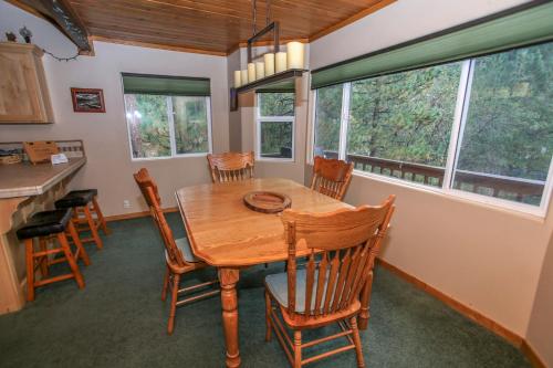 在meiguo.com看到的Treetop Retreat的介绍图片