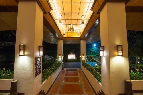 Entree, Imperial Phukaew Hill Resort in Khao Kho Entree, Imperial Phukaew Hill Resort in Khao Kho