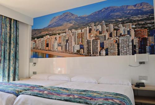 Hotel Tropic in Benidorm - Costa Blanca Hotel Tropic in Benidorm - Costa Blanca