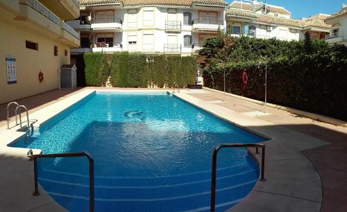 Úszómedence, APARTMENT La CALA DESING a 150 m. del MAR. in La Cala de Mijas Úszómedence, APARTMENT La CALA DESING a 150 m. del MAR. in La Cala de Mijas