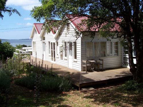 Captain Lock's Cottage in Rhyll Captain Lock's Cottage in Rhyll