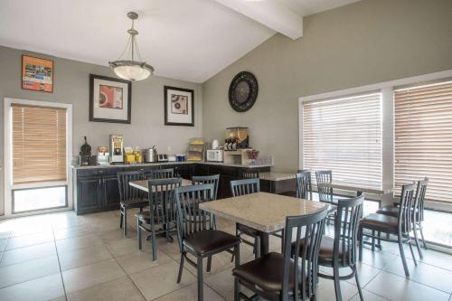 Restaurant, Royal Inn Provo in Provo (UT) Restaurant, Royal Inn Provo in Provo (UT)