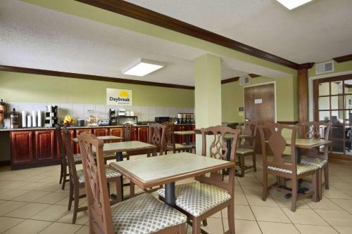 Comida y bebida, Days Inn by Wyndham Southaven MS in Southaven Comida y bebida, Days Inn by Wyndham Southaven MS in Southaven