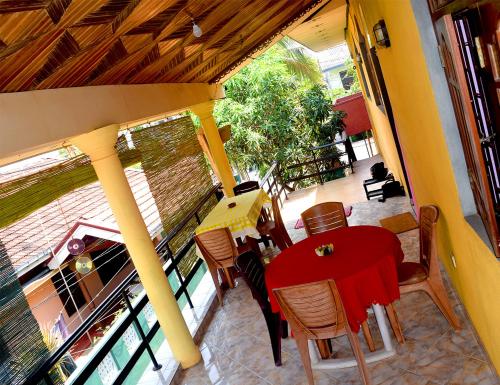 balkon/terras, Sun Rise Hostel in Negombo balkon/terras, Sun Rise Hostel in Negombo