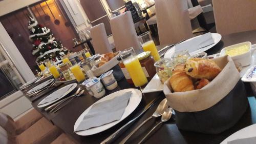 This photo about Hotel Restaurant L'Industrie shared on HyHotel.com