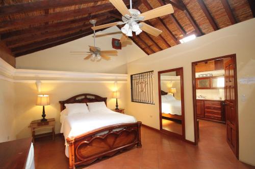 This photo about Casa Xanadu shared on HyHotel.com