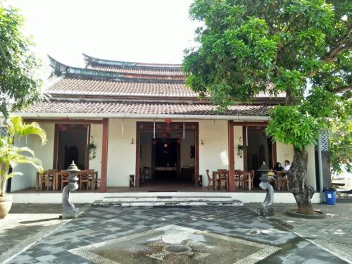Antika Hotel in Rembang Antika Hotel in Rembang