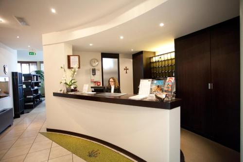 Lobby, Hotel Mosaico & Residence in Ravenna Lobby, Hotel Mosaico & Residence in Ravenna