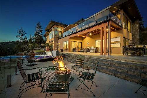 This photo about CastleRock shared on HyHotel.com