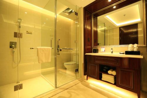 This photo about Xi'an Lanxi International Hotel shared on HyHotel.com