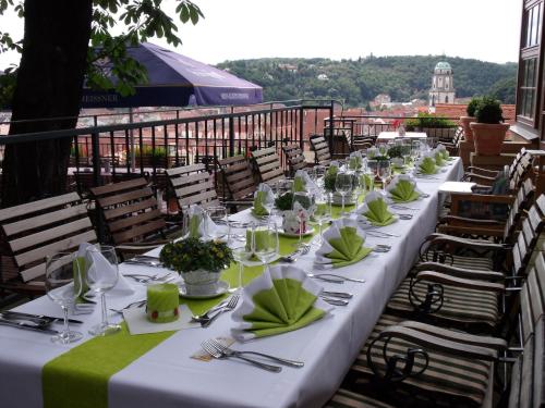 Terraza/balcón, Romantik Hotel Burgkeller Residenz Kerstinghaus in Meissen Terraza/balcón, Romantik Hotel Burgkeller Residenz Kerstinghaus in Meissen