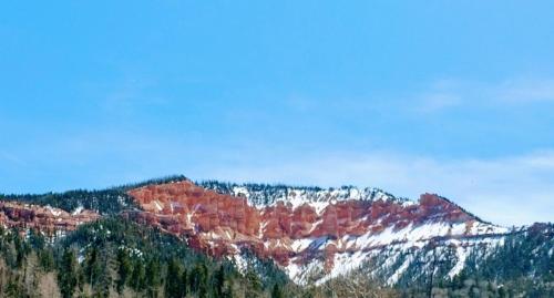 在meiguo.com看到的The Iron Gate Inn的介绍图片