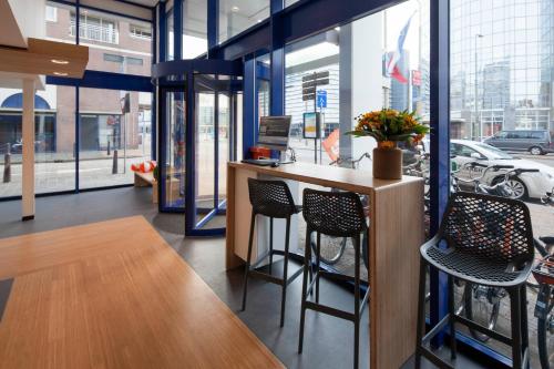 Lobby, easyHotel The Hague Scheveningen Beach in Scheveningen Lobby, easyHotel The Hague Scheveningen Beach in Scheveningen