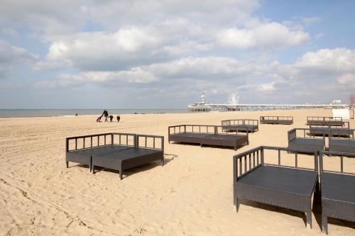 pantai, easyHotel The Hague Scheveningen Beach in The Hague pantai, easyHotel The Hague Scheveningen Beach in The Hague