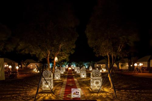 Luxury oasis camp in Merzouga Luxury oasis camp in Merzouga