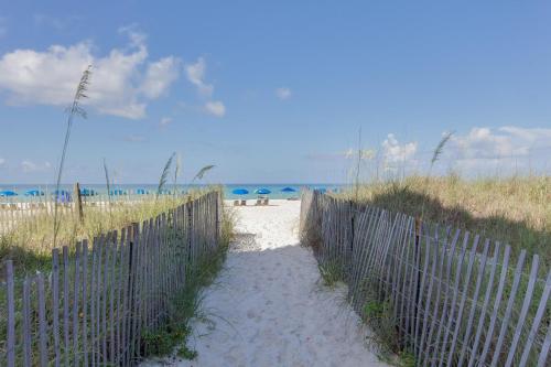 This photo about Moondrifter Resort by Book That Condo shared on HyHotel.com