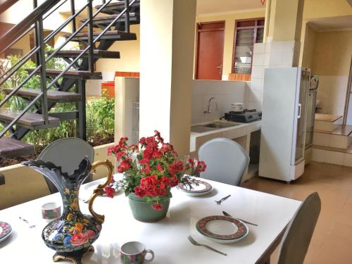 Kitchen, Indekost Bogor in Bogor Kitchen, Indekost Bogor in Bogor