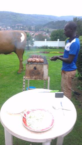 Atividades, Kigezi Gardens Inn in Kabale Atividades, Kigezi Gardens Inn in Kabale
