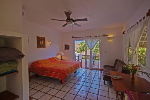 This photo about Hotel Que Onda shared on HyHotel.com