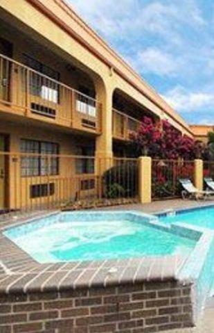 Piscina, Days Inn by Wyndham Southaven MS in Southaven Piscina, Days Inn by Wyndham Southaven MS in Southaven
