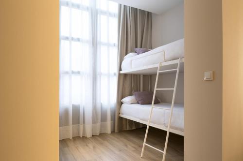 This photo about ICON BCN by Petit Palace shared on HyHotel.com