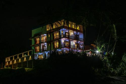 숙소 외관, Top Secret Beach Hotel in 마타라 숙소 외관, Top Secret Beach Hotel in 마타라