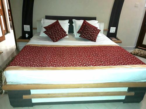 This photo about Hotel Pooja International shared on HyHotel.com