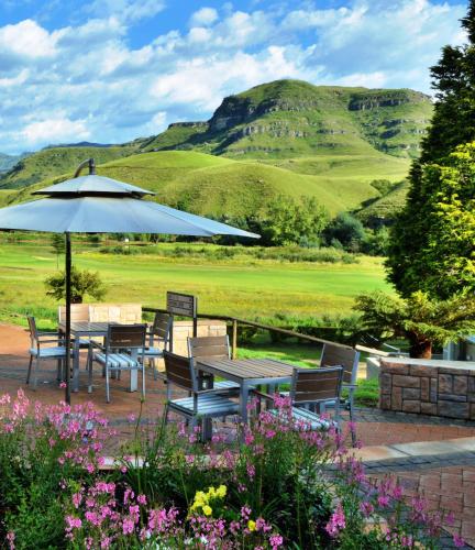 Balcony/terrace, Premier Resort Sani Pass in Kwazulu Natal Balcony/terrace, Premier Resort Sani Pass in Kwazulu Natal