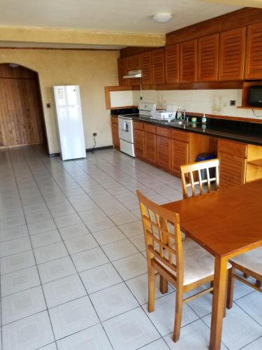 Kitchen, Hotel Monte Campana Escazu in San Rafael Kitchen, Hotel Monte Campana Escazu in San Rafael