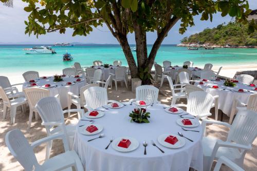 Racha Island Resort in Racha Island Racha Island Resort in Racha Island