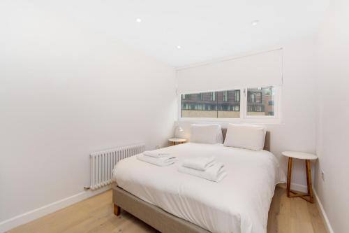 This photo about Modern Oasis Apartment (O) shared on HyHotel.com