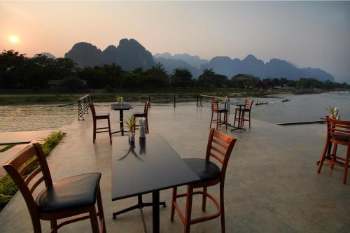 景色, インティラ ヴァンヴィエン (Inthira Vang Vieng) in ヴァンヴィエン 景色, インティラ ヴァンヴィエン (Inthira Vang Vieng) in ヴァンヴィエン