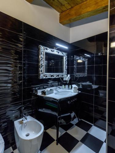 Ванна кімната, Marie Claire Apartments & Spa in Васто Ванна кімната, Marie Claire Apartments & Spa in Васто