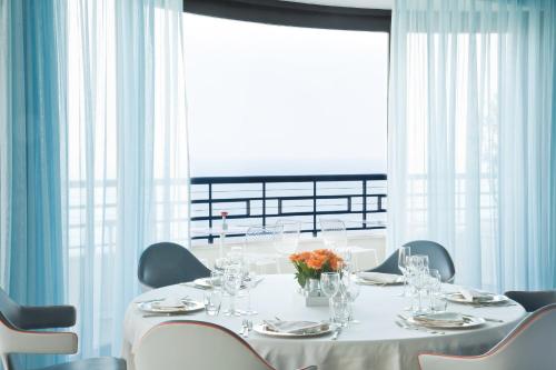 Balcony/terrace, iH Hotels Bari Grande Albergo delle Nazioni in Bari Balcony/terrace, iH Hotels Bari Grande Albergo delle Nazioni in Bari