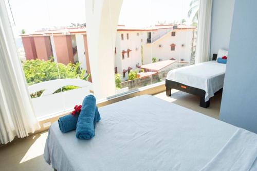 Room2Board Hostel and Surf School in Jaco Room2Board Hostel and Surf School in Jaco