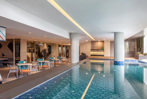 Swimming pool, ibis Styles Medan Pattimura in Medan Swimming pool, ibis Styles Medan Pattimura in Medan